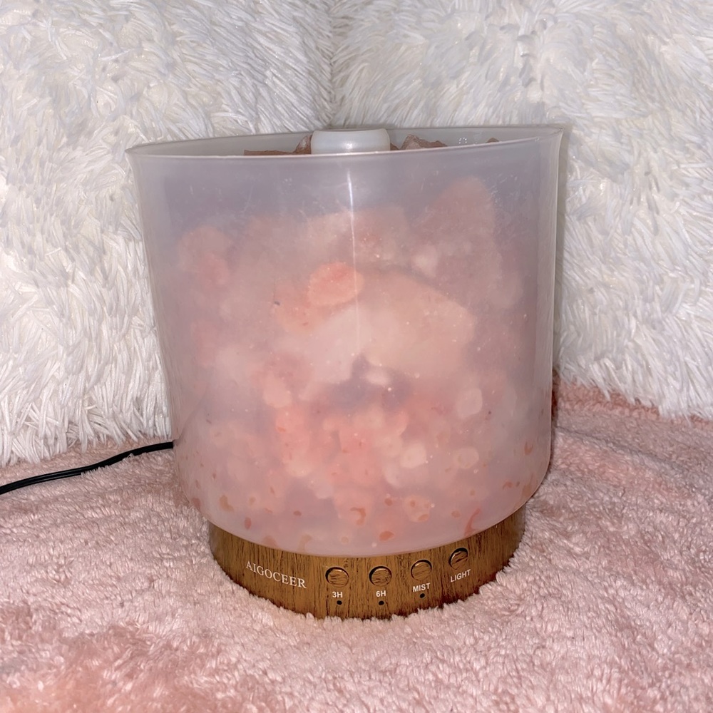 Salt Lamp Essential Oil Diffuser - Picture 2 of 7